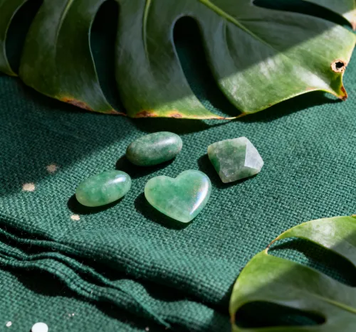 Can Green Aventurine Go With Amethyst